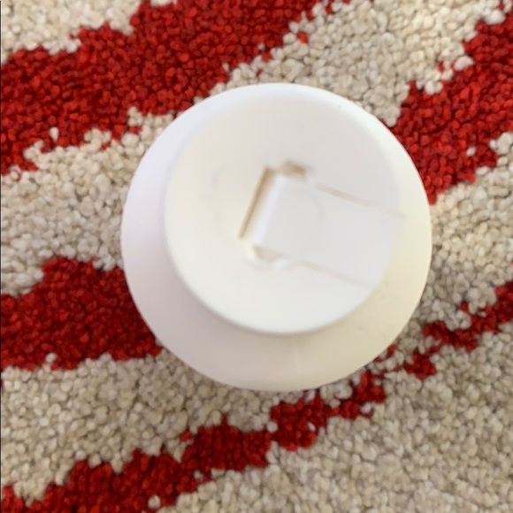 All-Purpose Leather Cleaner and Conditioner - Picture 3 of 4